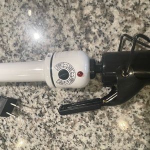 Hot Tools Ceramic Curling Iron